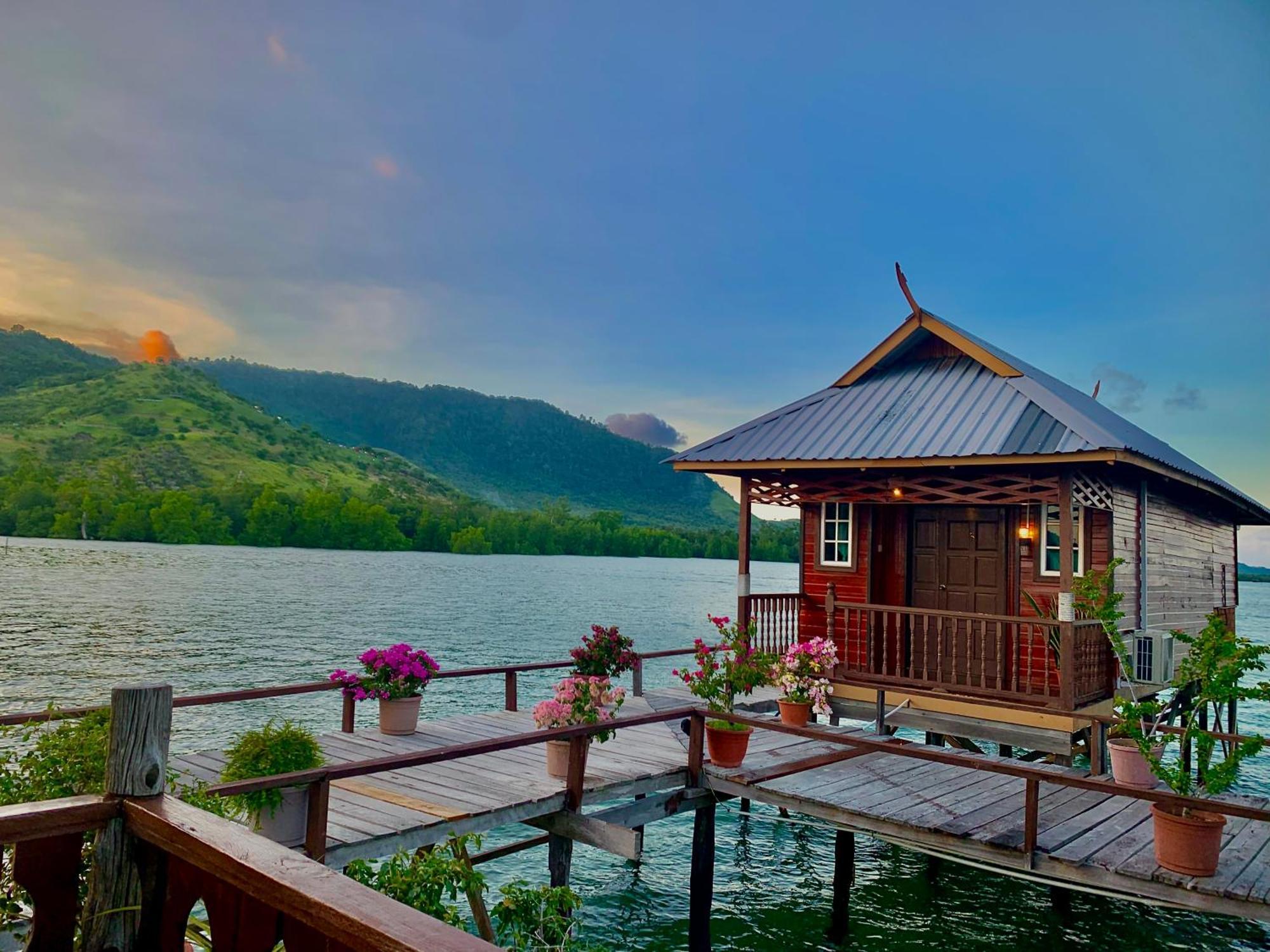 Parapat Water Village Resort Semporna Εξωτερικό φωτογραφία