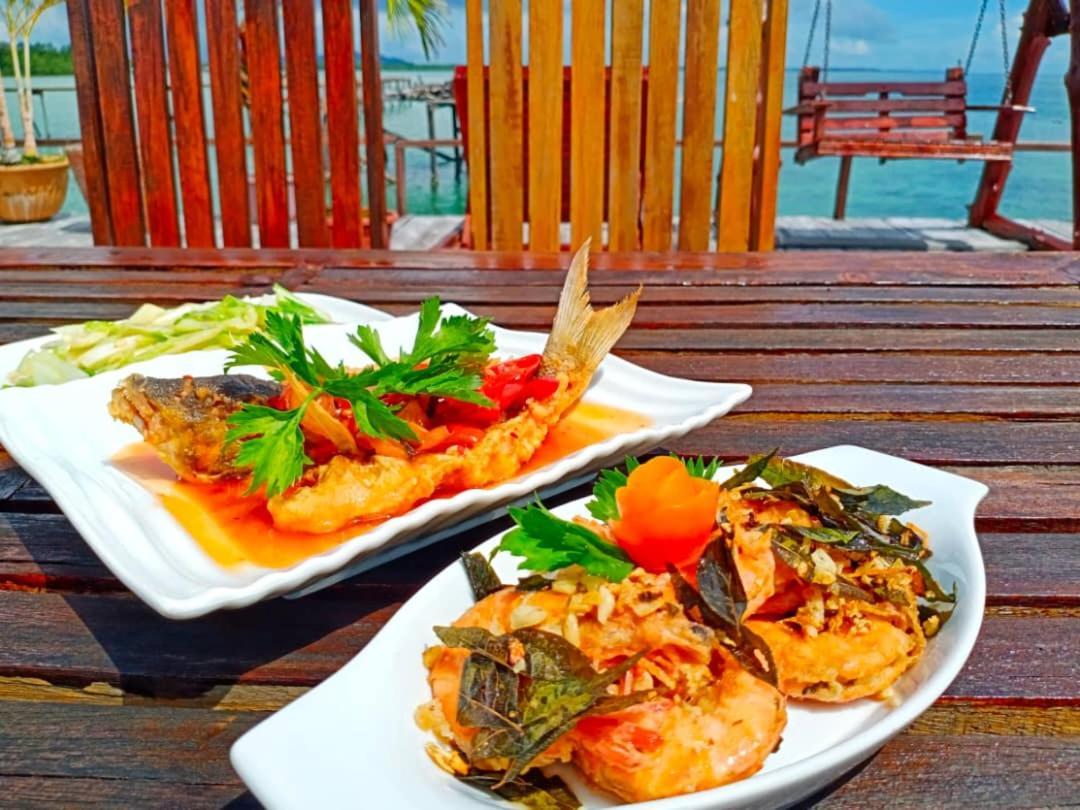 Parapat Water Village Resort Semporna Εξωτερικό φωτογραφία